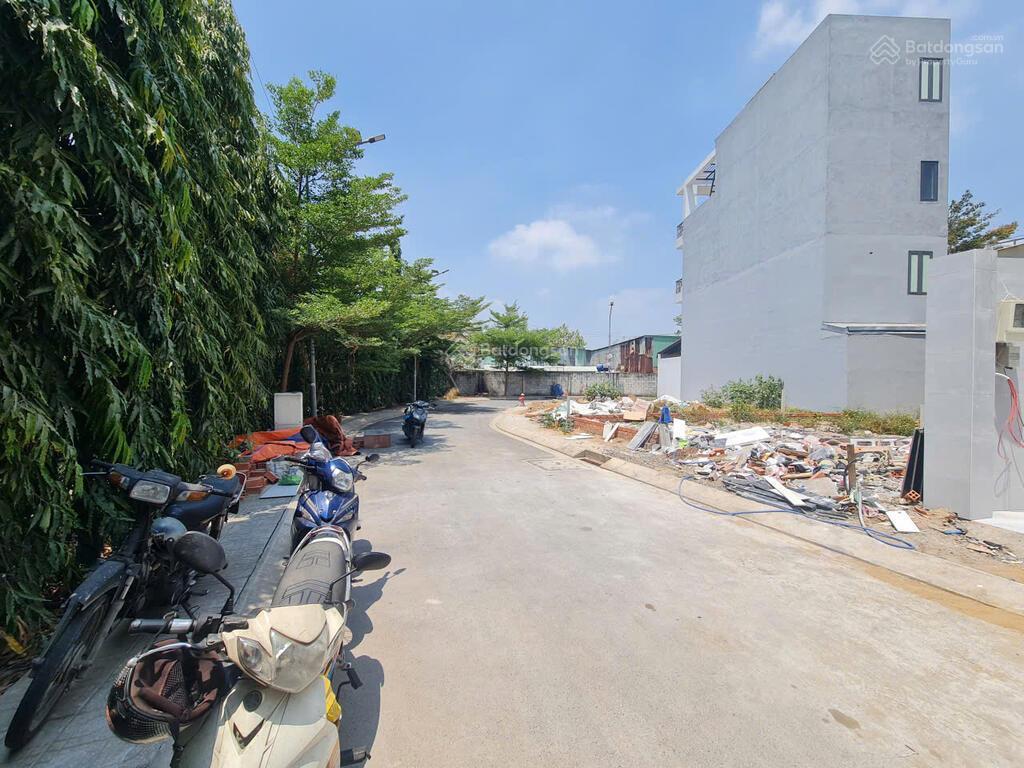 Nhà 5 tầng hẻm 1 sẹc phạm văn đồng 67.3m2  đường 8m có vỉa hè  thiết kế cao cấp