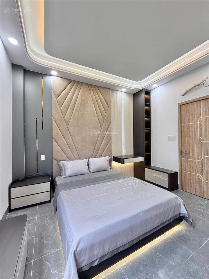 Nhà 5 tầng hẻm 1 sẹc phạm văn đồng 67.3m2  đường 8m có vỉa hè  thiết kế cao cấp