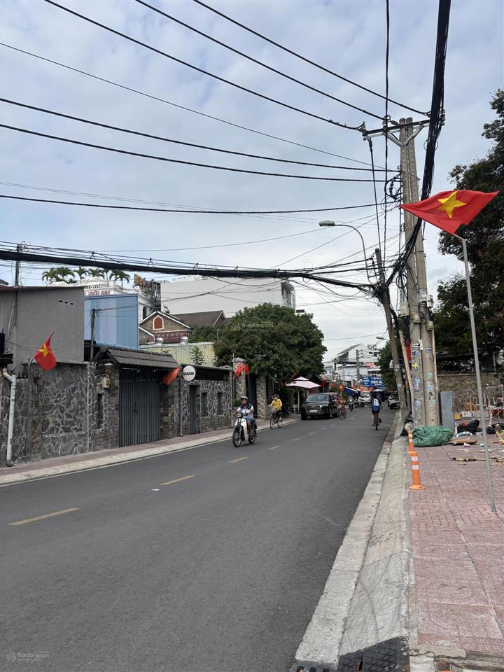 Đất 2 mặt tiền hẻm đường số 8 linh trung (hẻm chính 5m)  300m ra hoàng diệu 2  thủ đức. hàng hiếm