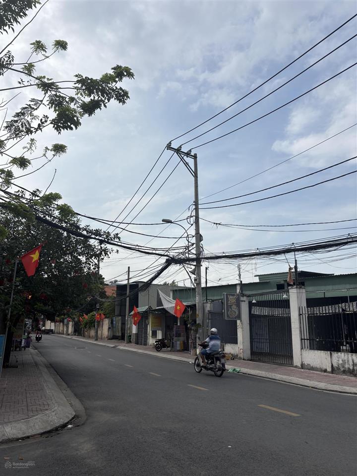Đất 2 mặt tiền hẻm đường số 8 linh trung (hẻm chính 5m)  300m ra hoàng diệu 2  thủ đức. hàng hiếm