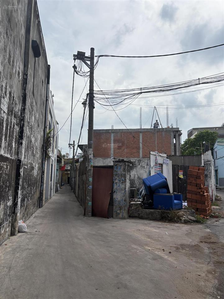 Đất 2 mặt tiền hẻm đường số 8 linh trung (hẻm chính 5m)  300m ra hoàng diệu 2  thủ đức. hàng hiếm