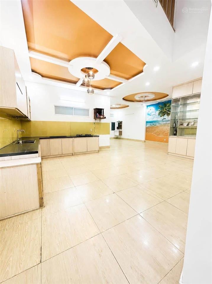 Nhà 2 tầng mặt tiền đường lớn (107m nở hậu) sân đậu 2 ô tô 7 chỗ kết nối phạm văn đồng 8.5 tỷ
