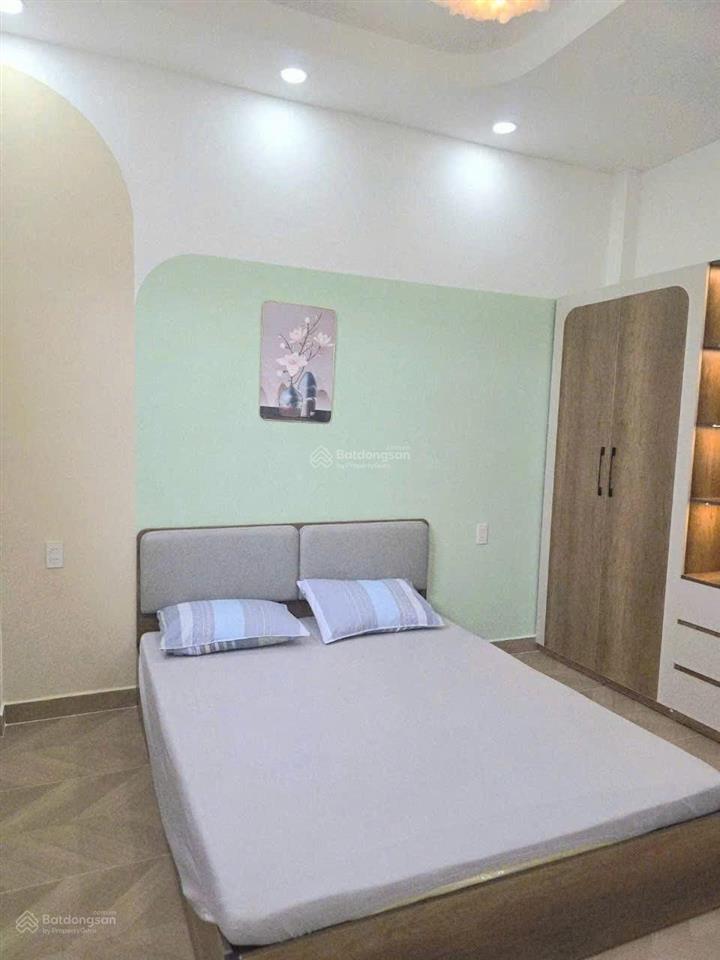Nhà mới 100% full nội thất 3 tầng 4pn 5wc hẻm 4m đường 35 hiệp bình 5.x tỷ (x tiểu học)