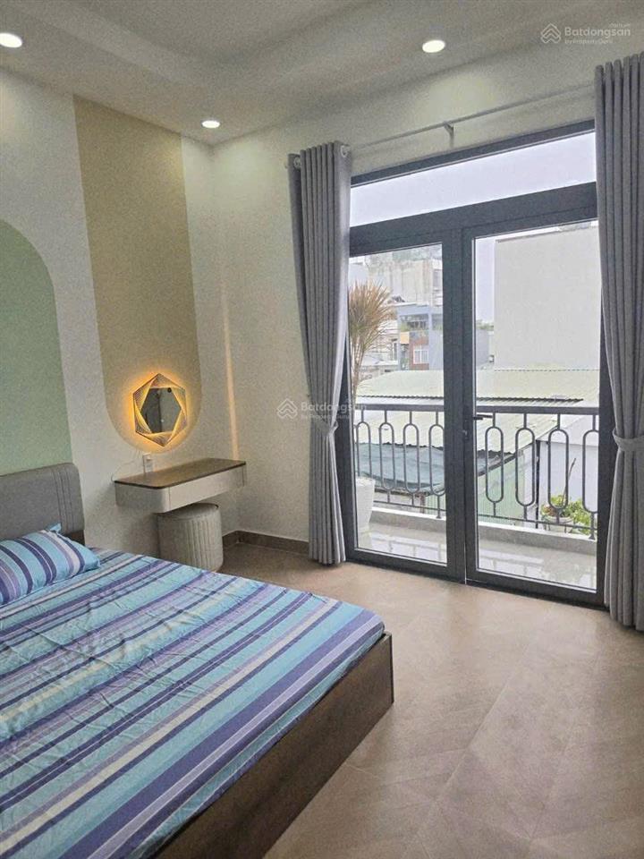 Nhà mới 100% full nội thất 3 tầng 4pn 5wc hẻm 4m đường 35 hiệp bình 5.x tỷ (x tiểu học)