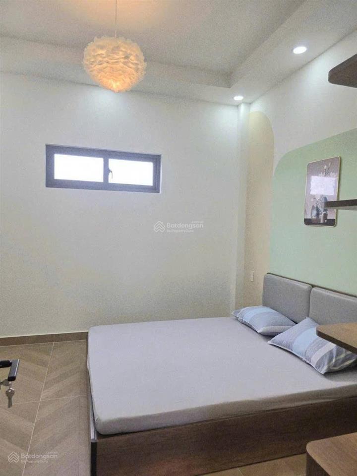 Nhà mới 100% full nội thất 3 tầng 4pn 5wc hẻm 4m đường 35 hiệp bình 5.x tỷ (x tiểu học)