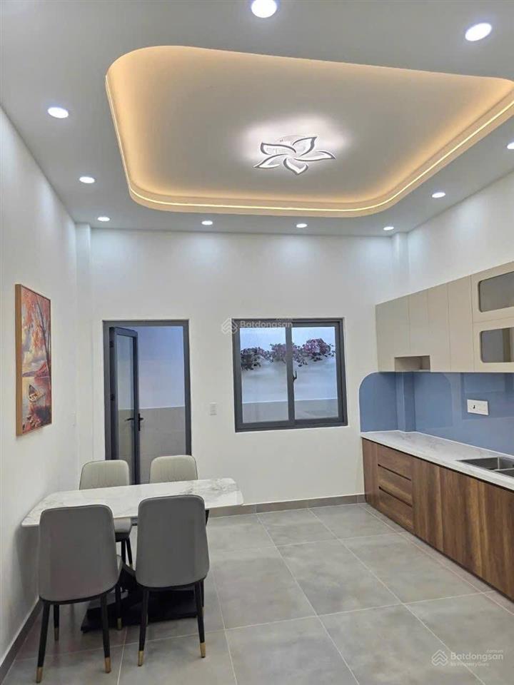 Nhà mới 100% full nội thất 3 tầng 4pn 5wc hẻm 4m đường 35 hiệp bình 5.x tỷ (x tiểu học)