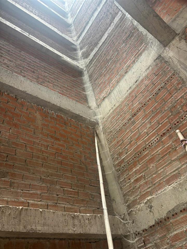 Nhà phố số 52 nguyễn xiển  giá thanh lý cực rẻ để đầu tư  5 tầng và 300m2 sàn xây dựng (6x13.5m)