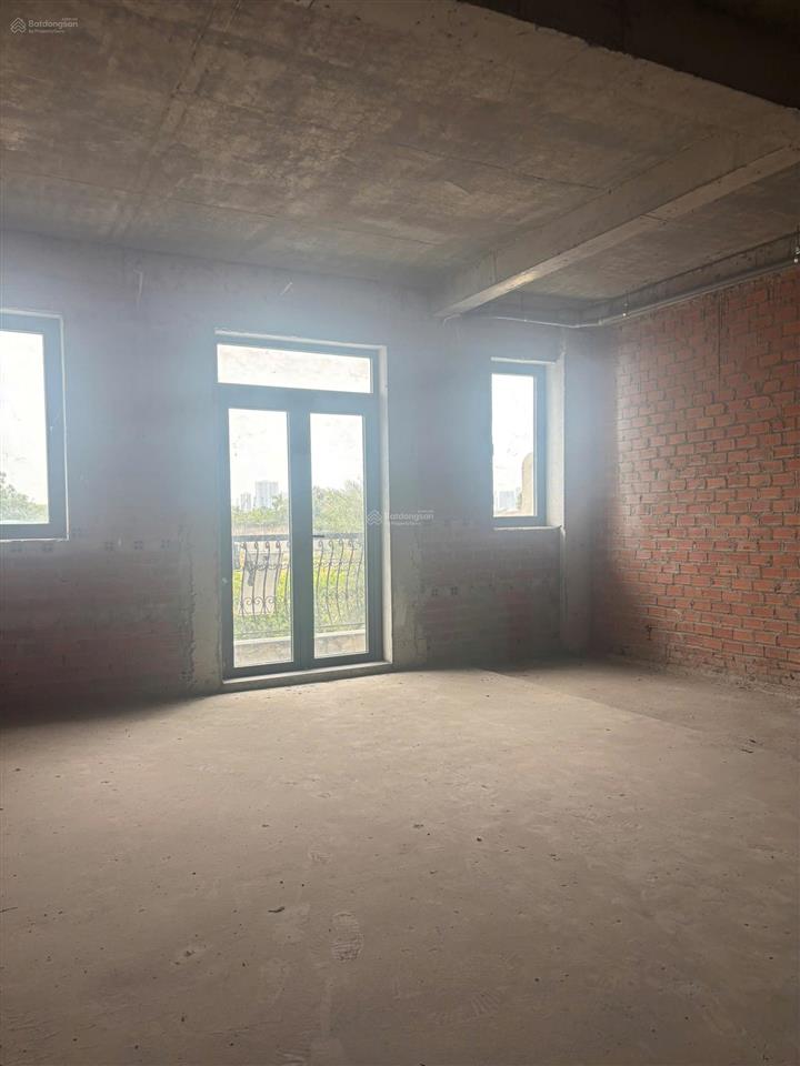 Nhà phố số 52 nguyễn xiển  giá thanh lý cực rẻ để đầu tư  5 tầng và 300m2 sàn xây dựng (6x13.5m)