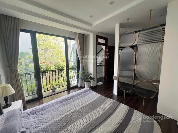 Nhà 45m2 x 5 tầng sát viện 103 phùng hưng ô tô đỗ sát cửa dân xây chắc chắn nhỉnh 9 tỷ