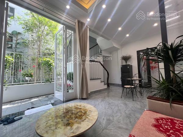 Nhà 45m2 x 5 tầng sát viện 103 phùng hưng ô tô đỗ sát cửa dân xây chắc chắn nhỉnh 9 tỷ