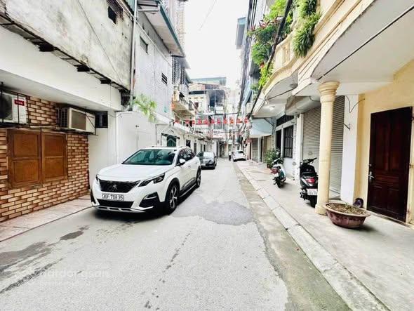 Nhà 45m2 x 5 tầng sát viện 103 phùng hưng ô tô đỗ sát cửa dân xây chắc chắn nhỉnh 9 tỷ