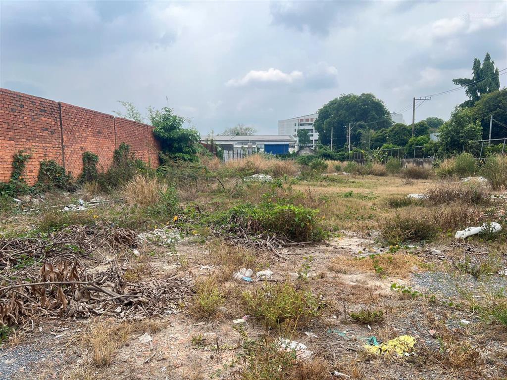 29.300m2 đất mặt tiền đt743, an phú  thuận an, bình dương, chỉ 17tr/m2 giấy phép 5 block 33 tầng
