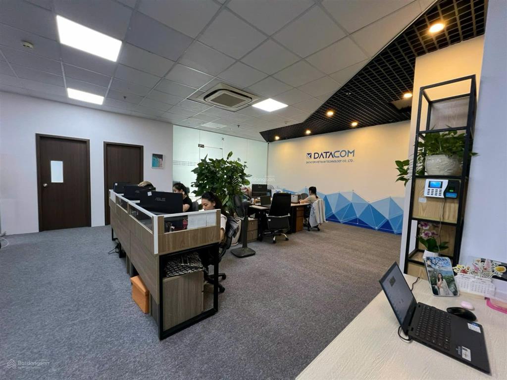 Cho thuê văn phòng n01  t5 ngoại giao đoàn diện tích 125m2 full nội thất giá tốt
