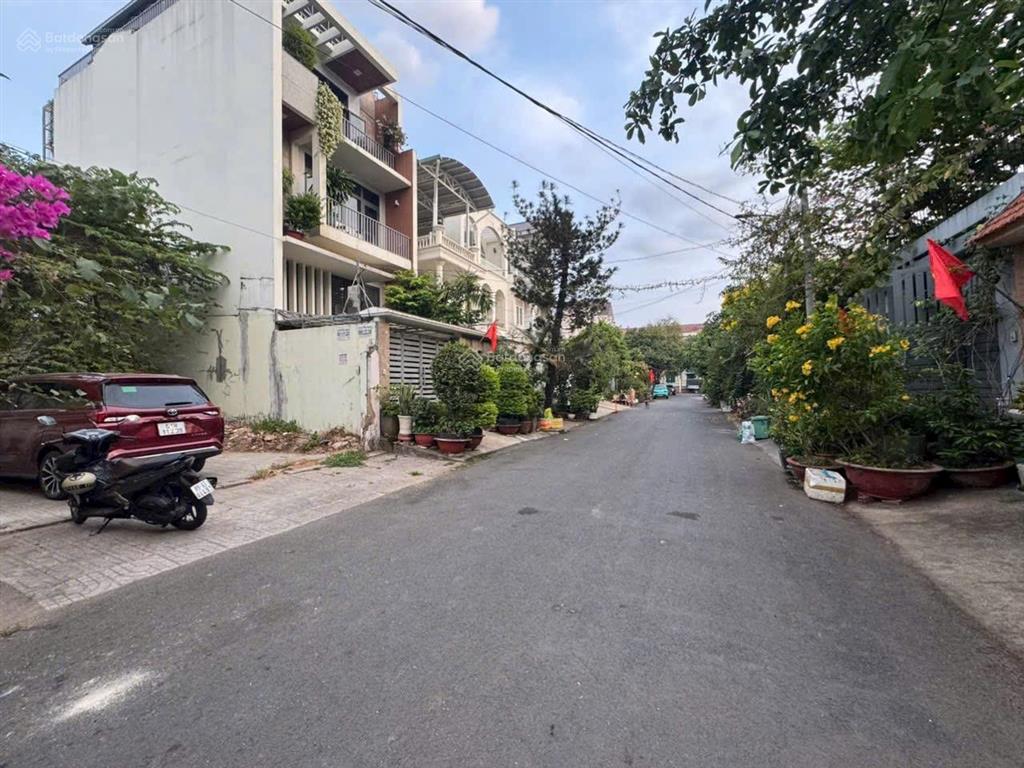 Bán đất góc 2 mặt tiền đường 8x15m khu bên sông đường số 23, hiệp bình, thủ đức 14,2 tỷ