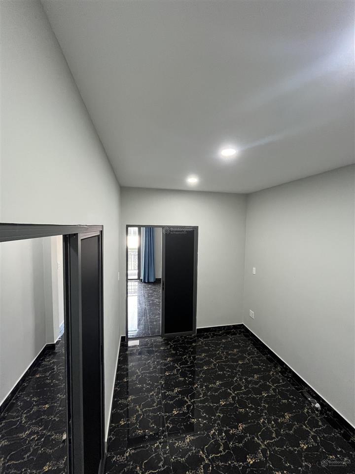 Nhà mtkd khu tên lửa đường 27 bình trị đông b, q,bình tân