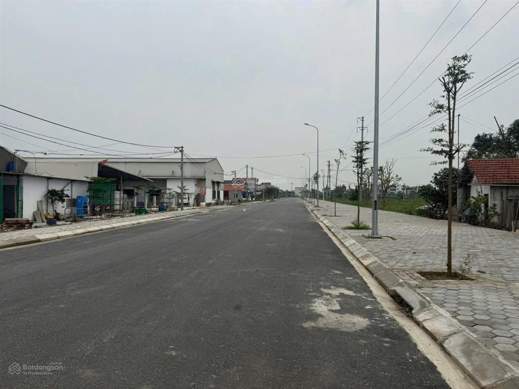 Bán gấp đất 220m2 tại đt 57a, yên khánh, ý yên, 1,5 tỷ vnd có thương lượng