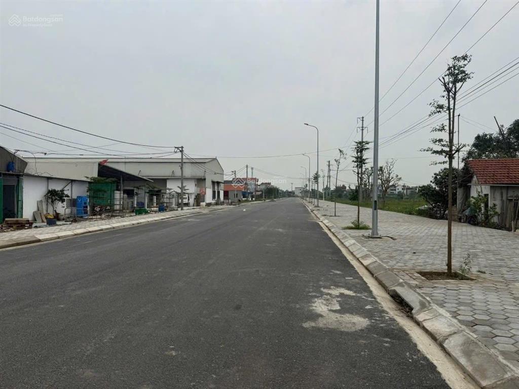 Bán gấp đất 220m2 tại đt 57a, yên khánh, ý yên, 1,5 tỷ vnd có thương lượng