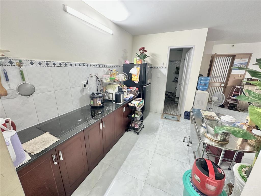 Bán gấp căn hộ chung cư đẹp 2,9 tỷ, 90m2 tại nhà ở cán bộ quân khu 7, giá ưu đãi, đủ nội thất