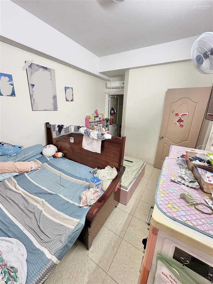 Bán gấp căn hộ chung cư đẹp 2,9 tỷ, 90m2 tại nhà ở cán bộ quân khu 7, giá ưu đãi, đủ nội thất