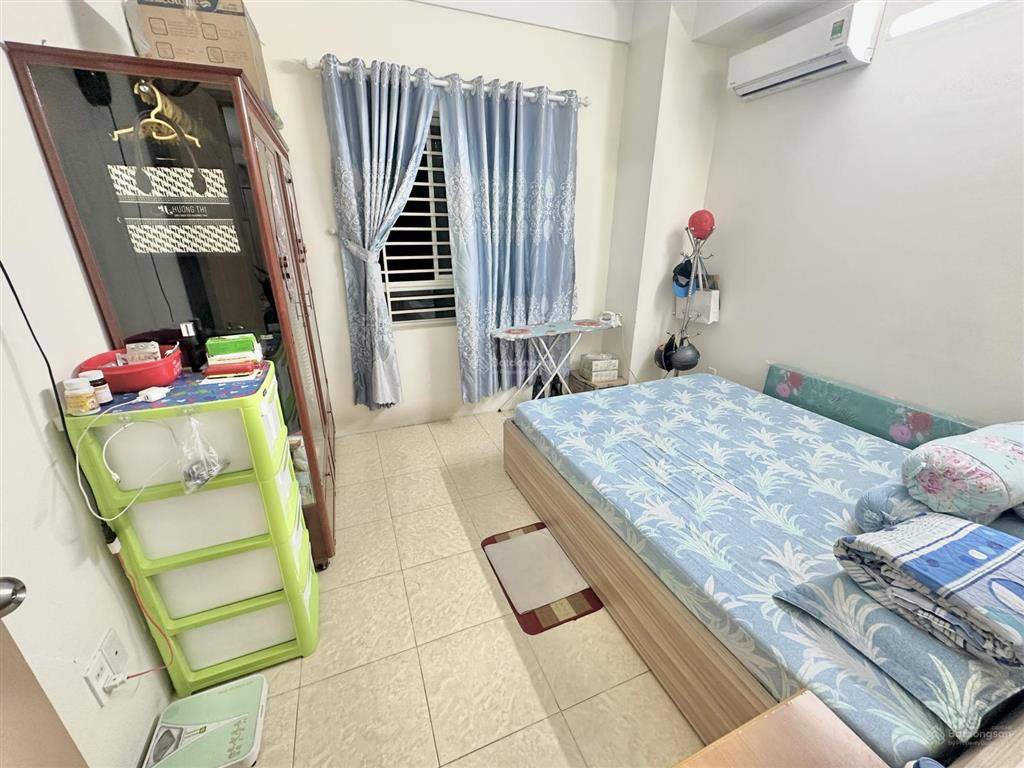 Bán gấp căn hộ chung cư đẹp 2,9 tỷ, 90m2 tại nhà ở cán bộ quân khu 7, giá ưu đãi, đủ nội thất