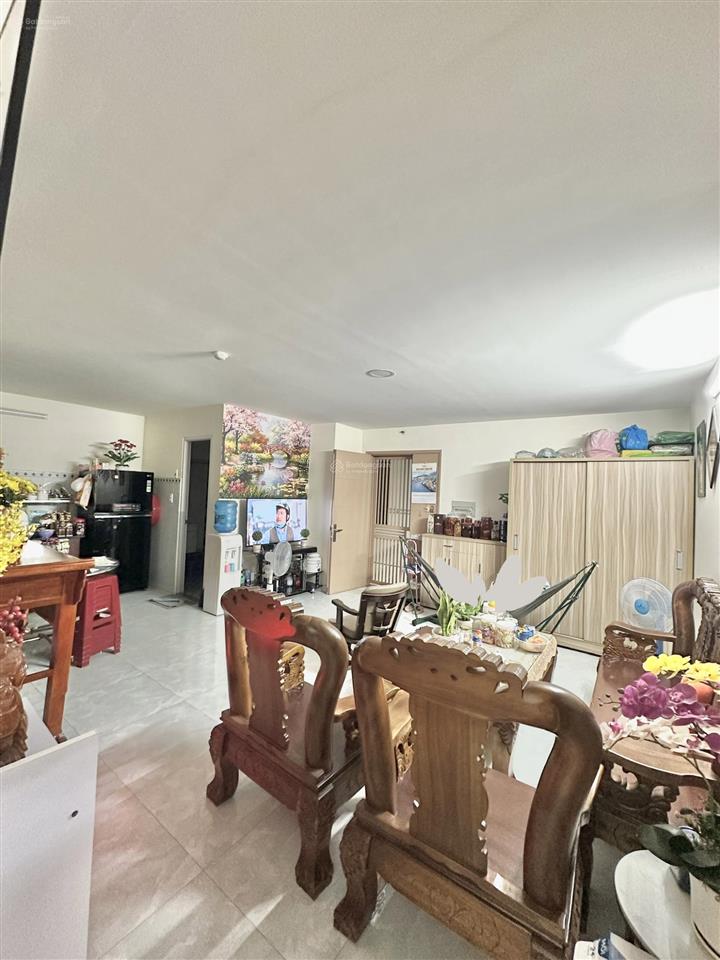 Bán gấp căn hộ chung cư đẹp 2,9 tỷ, 90m2 tại nhà ở cán bộ quân khu 7, giá ưu đãi, đủ nội thất