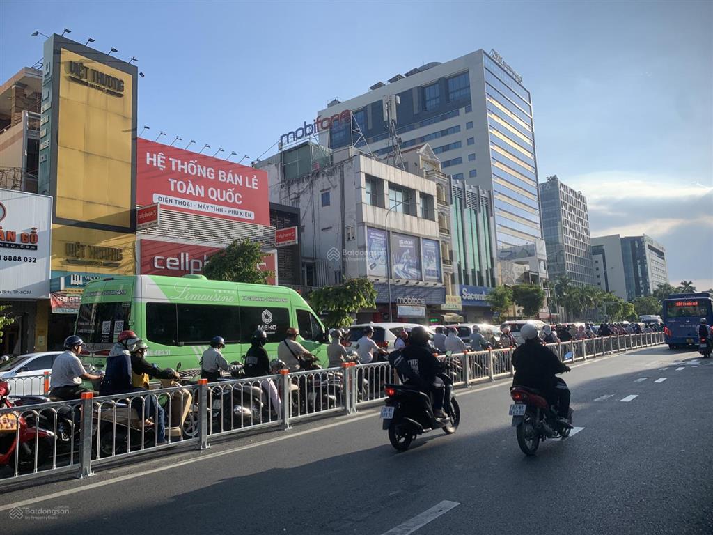 Bán nhà hẻm xe hơi đường cộng hoà p13 tân bình dt 6.6x23m giá 18,5 tỷ