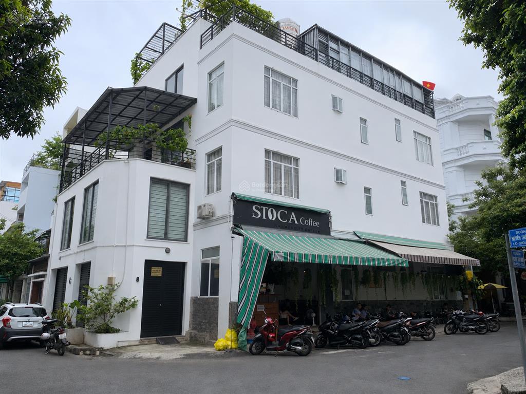Biệt thự gần nhà ga t3 văn chung p.13 tân bình 7.2 x 21 giá 22,6 tỷ