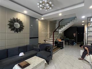 Bán nhà hẻm 8m út tịch p4 tân bình dt 6,5 x 15m giá 15 tỷ