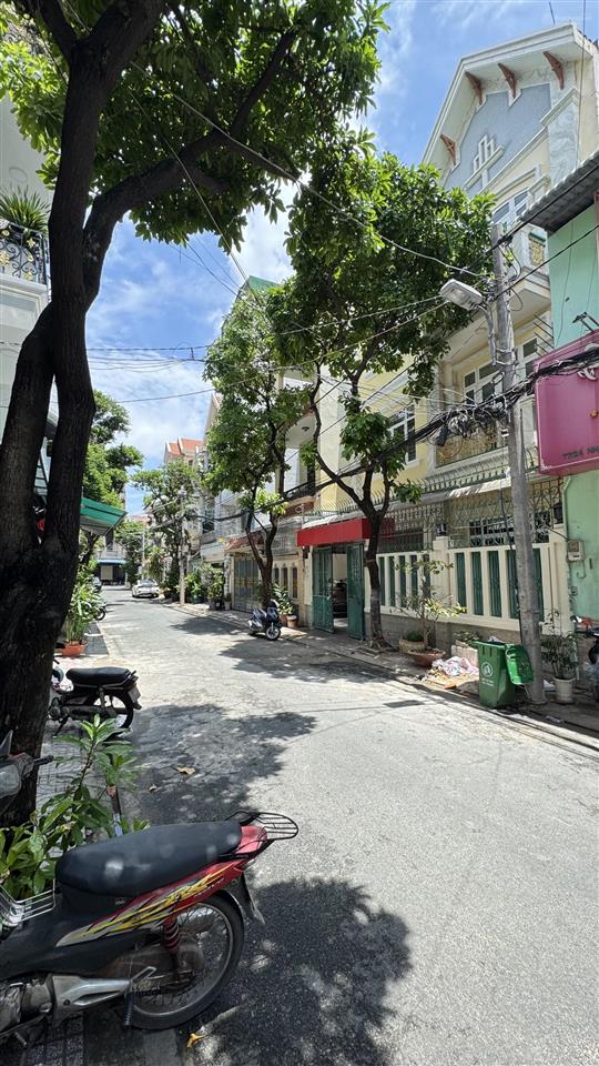 Bán nhà hẻm 8m khu bàu cát, tân bình (5,3x28m) giá 13,8 tỷ