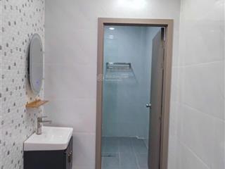 Bán căn nhà mới xây  giáp vinhomes hóc môn tphcm