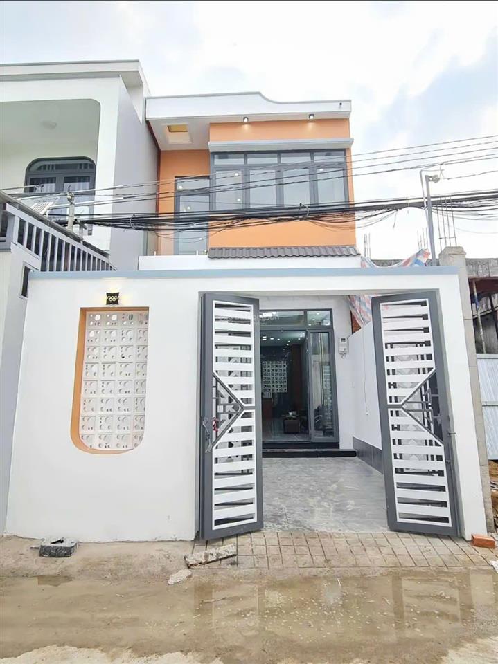 Nhà đẹp bình chánh cần bán 80m2 gí chỉ 1,6 tỷ  gần chợ tiện ích đầy đủ