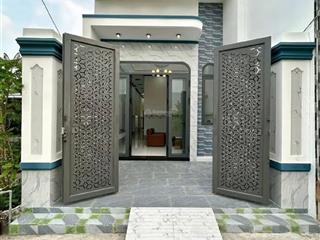 Nhà cấp 4 mặt tiền bình chánh cần bán 56m2 giá chỉ 910tr shr