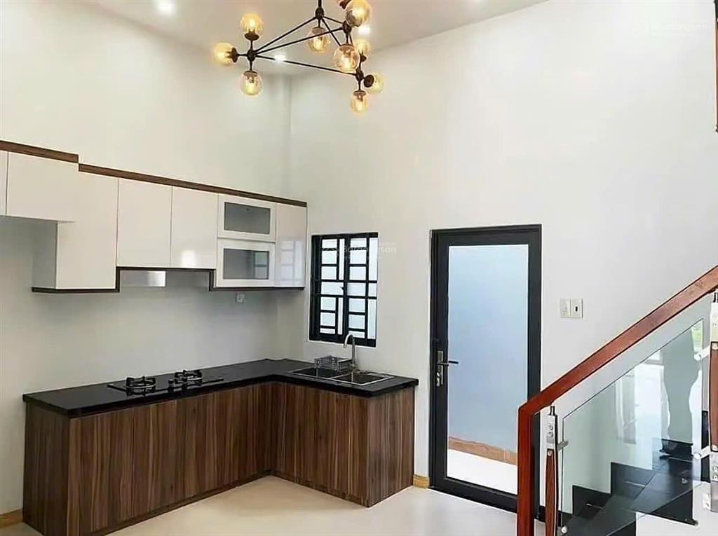 Bán nhà đẹp bình chánh, đang cho thuê 10tr/ tháng 60m2 giá chỉ 1,42 tỷ