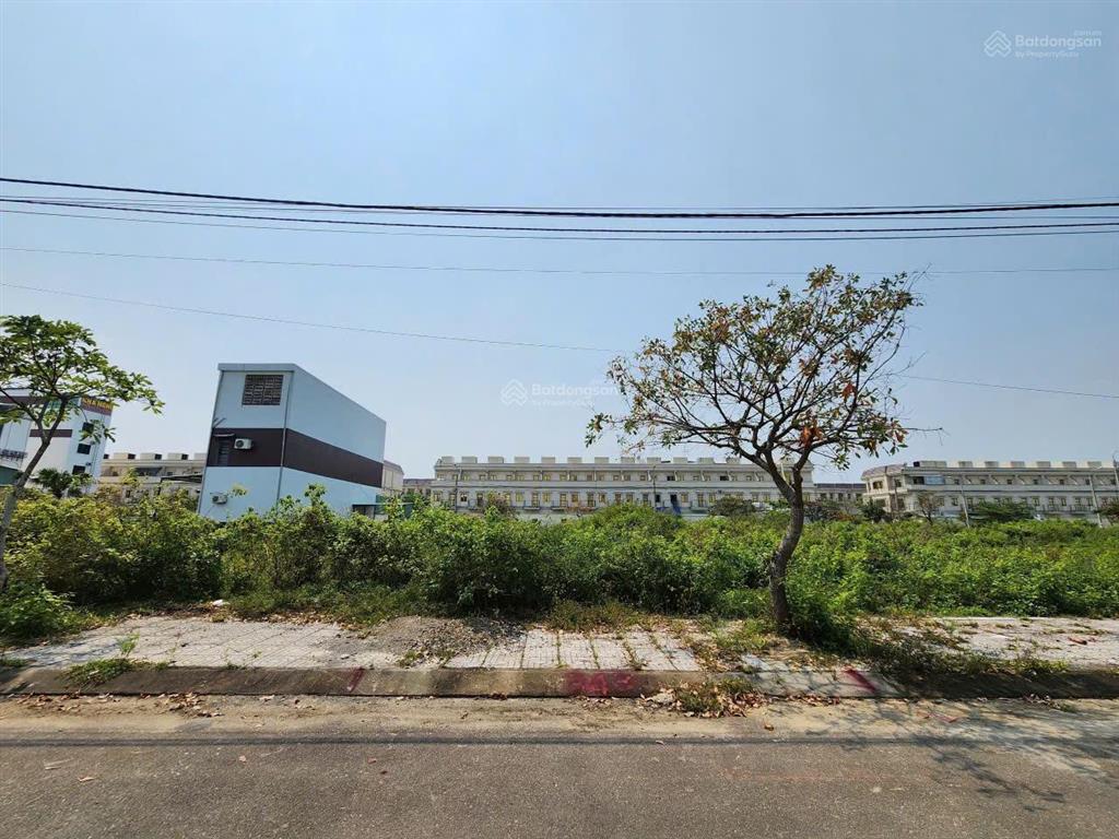 Bán lô đất 100m2 đường trung lập 16 sạch đẹp, dân cư sầm uất kđt bàu tràm lakeside.  0912 096 ***