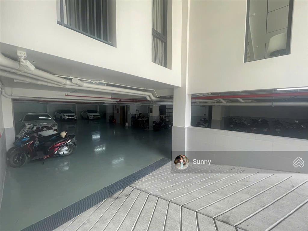 Rẻ nhất phú nhuận, bán nhà ngay sát sân bay(dt 8x28m)ctxd hầm 6t thu nhập 200 triệu giá chỉ 30 tỷ