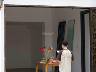 Cho thuê mặt bằng kinh doanh, dương quảng hàm, 8 triệu, 31 m2, view đẹp.