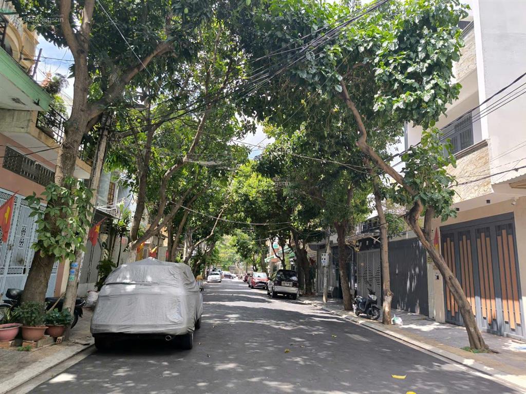 Bán nhà đường vỉa hè khu nội bộ dân trí song ngữ, vũng tàu. gần chợ, trường học + giá tốt