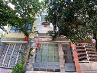 Bán nhà phố 1 trệt 2 lầu 1 tum xô viết nghệ tĩnh, vũng tàu + đường vỉa hè. dt 74.2m2, gần biển