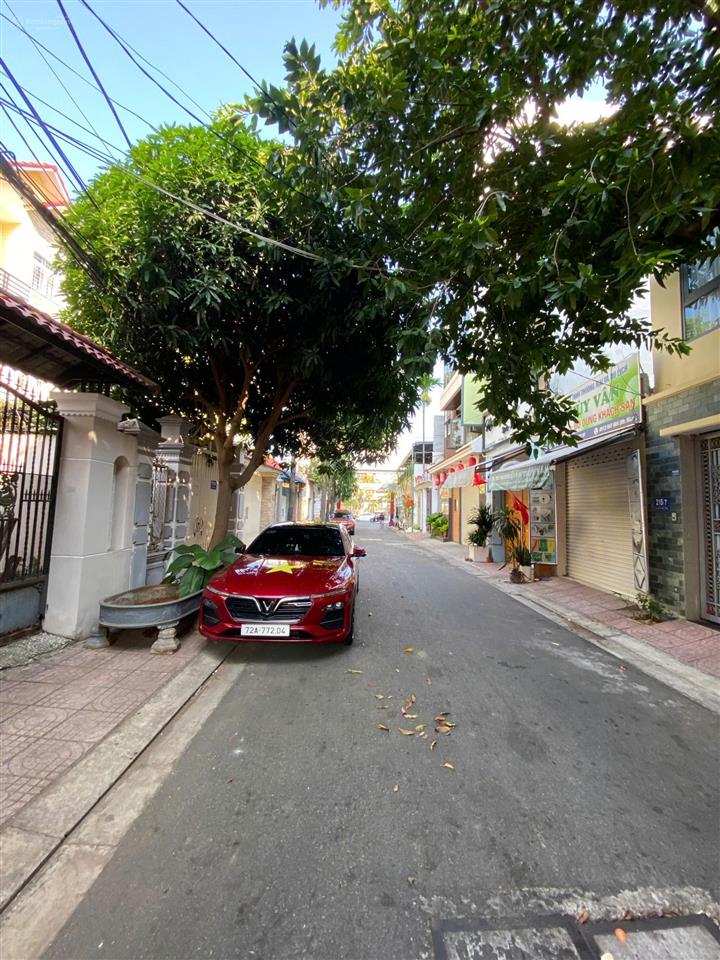 Bán nhà phố 1 trệt 2 lầu 1 tum xô viết nghệ tĩnh, vũng tàu + đường vỉa hè. dt 74.2m2, gần biển