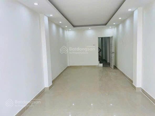 Bán nhà mặt tiền gần biển đường lý tự trọng + 1 trệt 3 lầu (dt 84m2). phù hợp vừa ở và kinh doanh