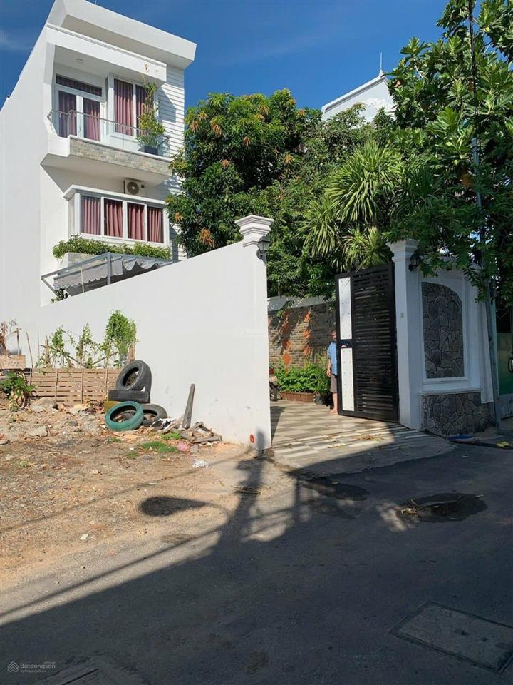 Bán nhà 1 trệt 2 lầu + hẻm ô tô đường xô viết nghệ tĩnh, vũng tàu. dt 128.4m2. vị trí cực đẹp