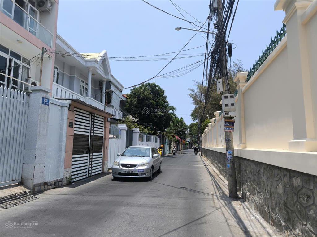 Cần bán nhà 2 mặt tiền(có dãy phòng trọ cho thuê)khu nội bộ p.vũng tàu, hcm. dt 100m2 giá cực tốt