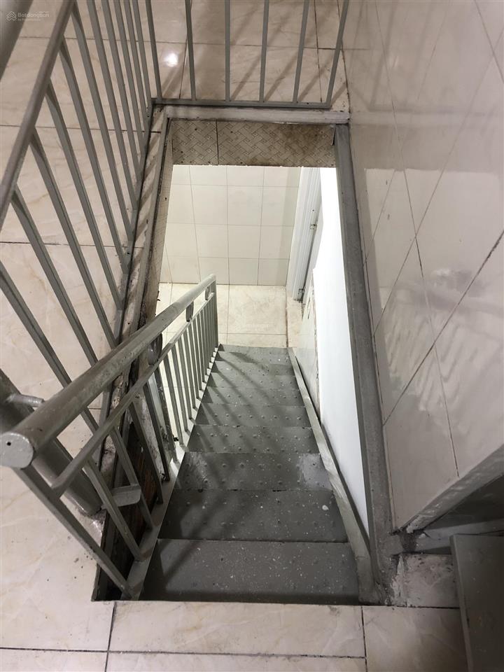 Siêu phẩm lê văn sỹ  sổ chính chủ 30 năm  dt vàng 3.5x17m  sổ vuông vức