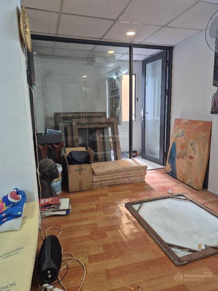 Chính chủ lâu đời  trần quốc thảo, q3  32m2  xây full đất  không lg.qh