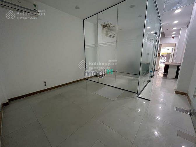 Giảm mạnh 6 tỷ bán nhà 7 tầng mặt tiền phan đăng lưu  phú nhuận. chỉ 26.5 tỷ