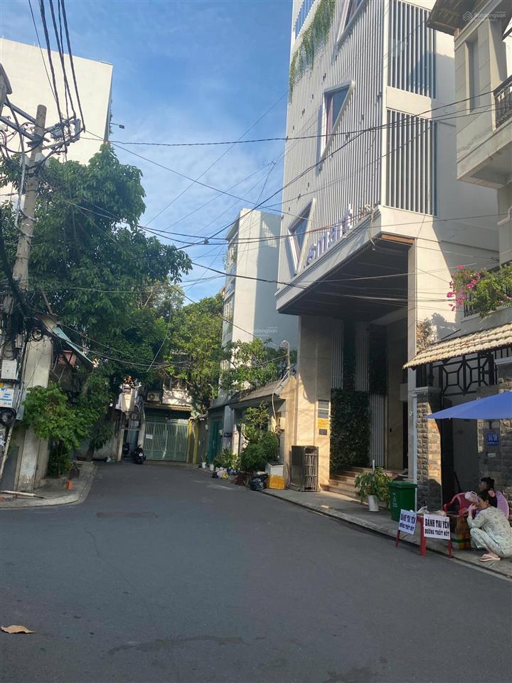 Bán tòa chdv hẻm 10m trường chinh, p.13 q.tân bình. dt 12.5x28m, 4 tầng. dts 1000m2 giá 39.9 tỷ.