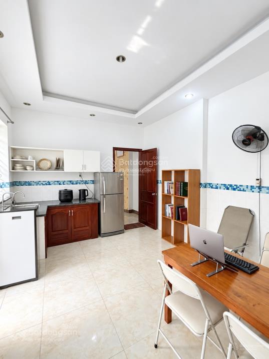 Giảm 3 tỷ bán góc 2 mặt tiền ngay cộng hòa 4x18m. 4 tầng. hđt 60tr/tháng. còn 13 tỷ.