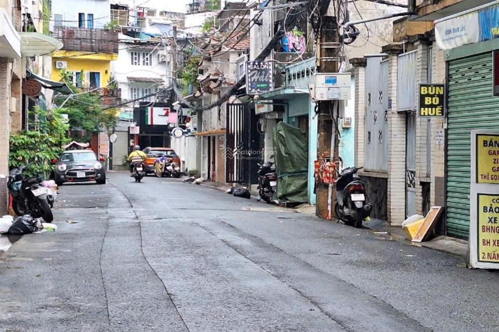 Bán nhà góc 2mt phan đăng lưu, dt 8x16, kết cấu 4 tầng, giá 27 tỉ tl