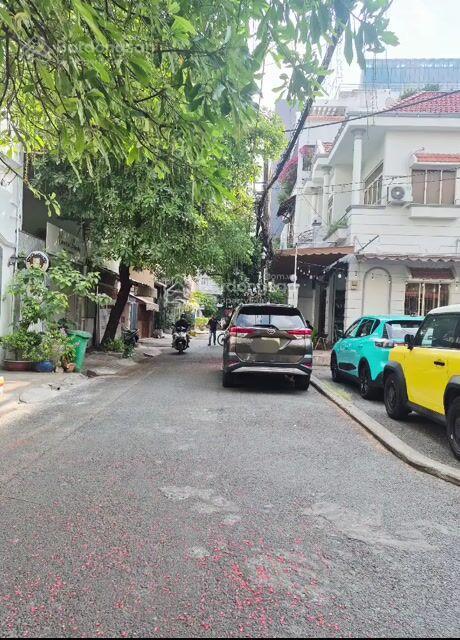 Bán nhà khu compound phan đăng lưu, dt  7x12, kc  6 tầng, giá cực tốt chỉ  24.8 tỉ