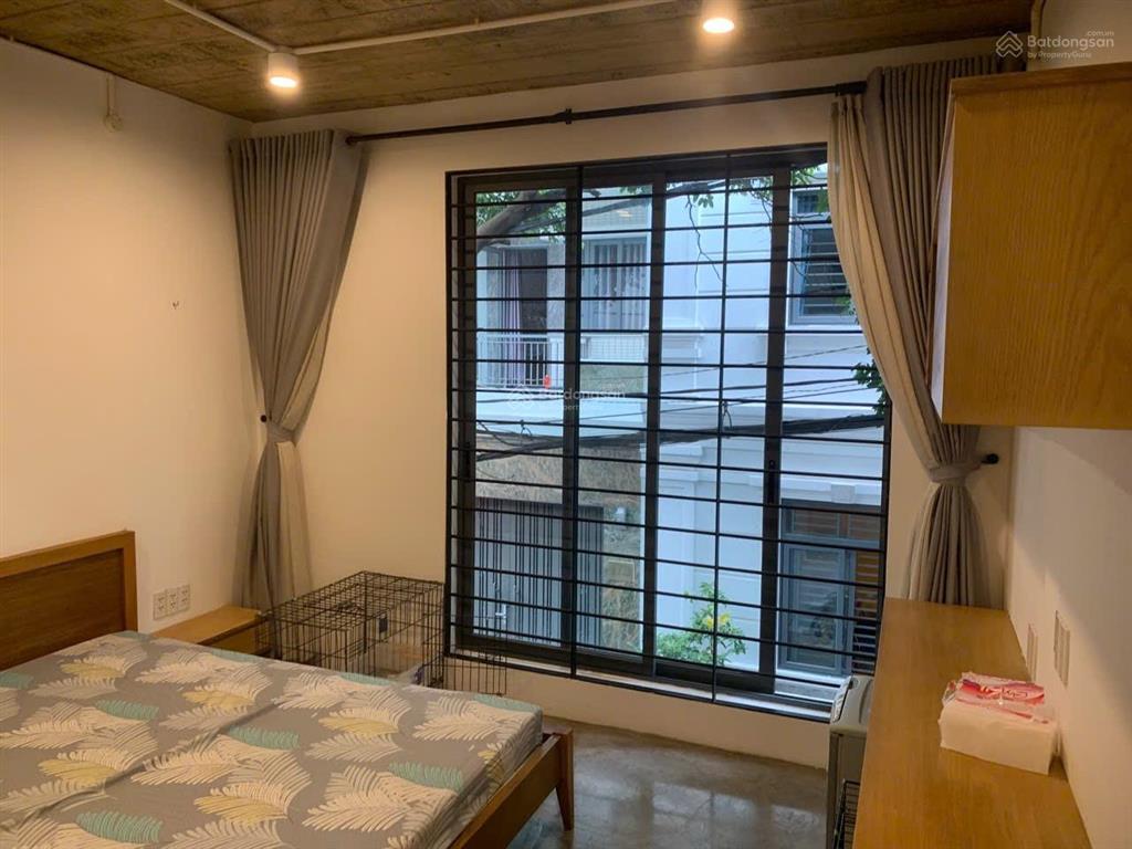 Ngộp bank  bán nhà góc 2mt nguyễn hồng đào, dt 8mx20m  5 tầng  hđt 65tr/th  giá 25 tỷ tl